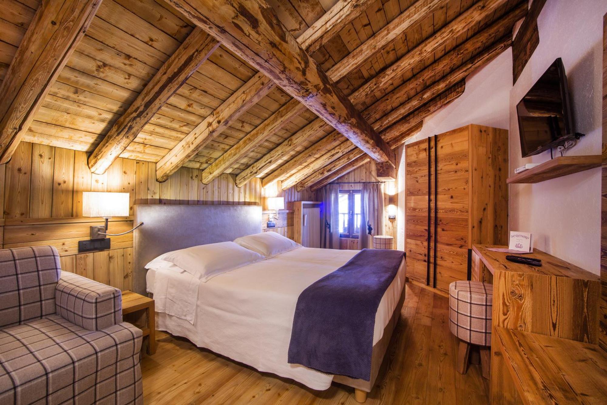 Hotel Pilier D'Angle & Wellness Курмайор Экстерьер фото